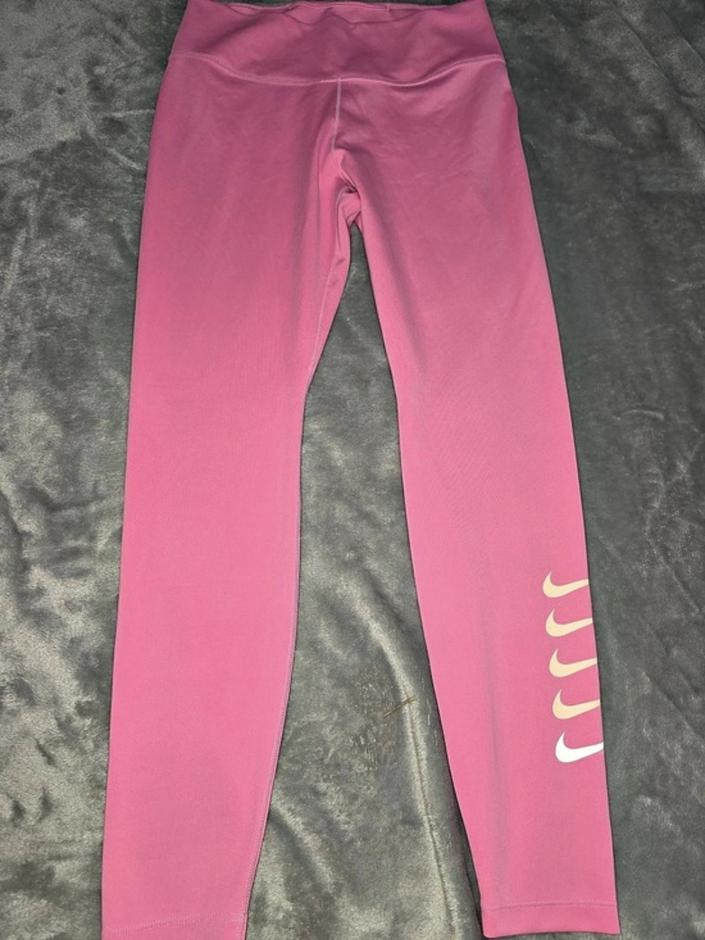 Nike Women's Medium Pink Leggings